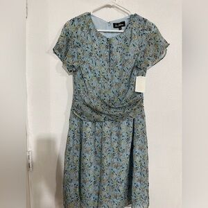 Sam Edelman summer semi wrap front blue vintage floral  top 
NWT size 8